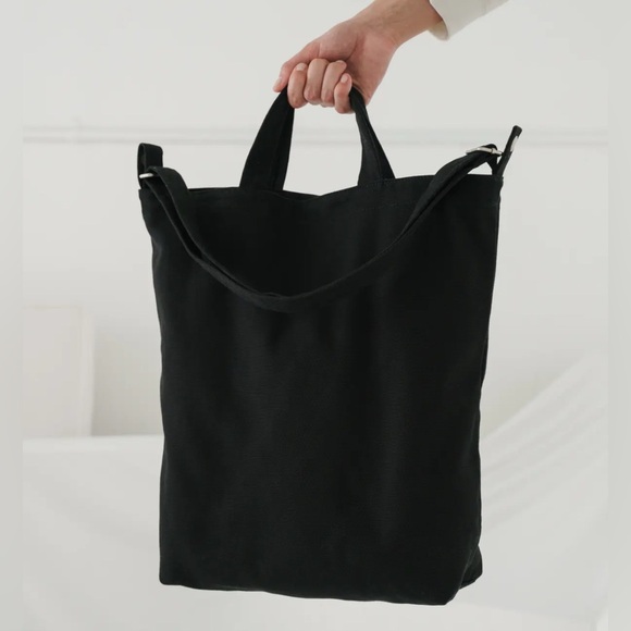 BAGGU Black Duck Bag/Tote Bag. Shoulder/lap top bag LIKE NEW - Picture 3 of 6